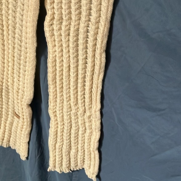 Unbranded: Cream Hand made knit scarf - Picture 4 of 16